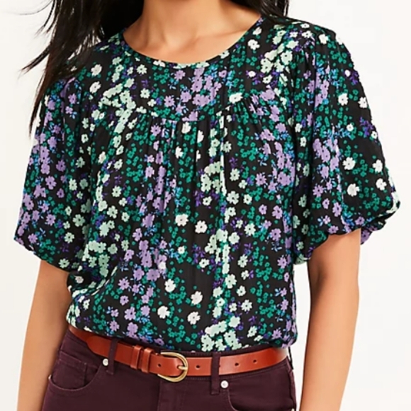 LOFT Tops - 5/$25 Floral Shirred Yoke Top